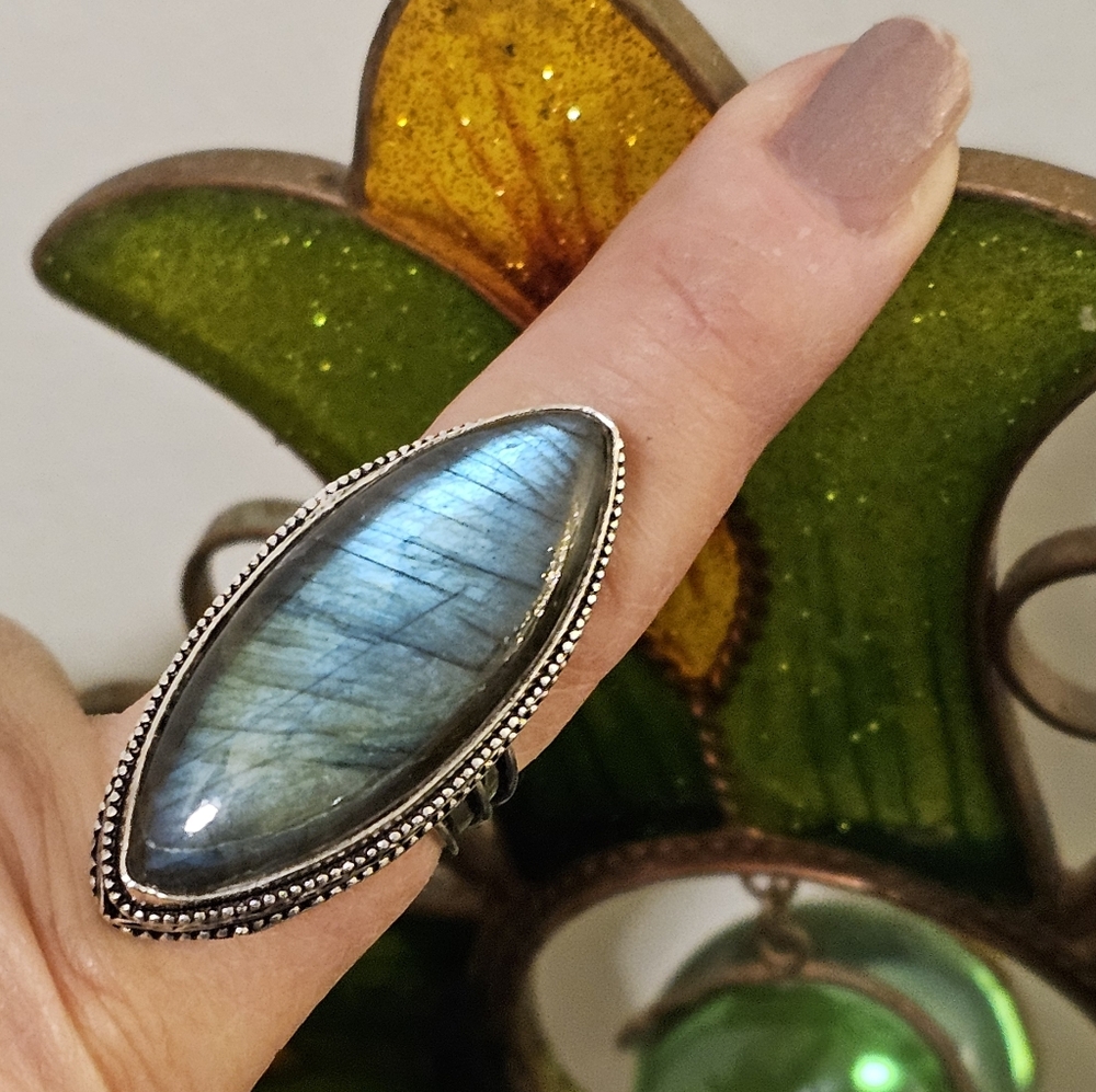 Fiery Labradorite Ring - calm overactive mind, relieve stress, anxiety, and fear